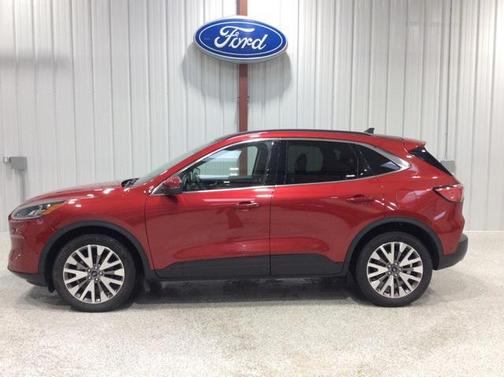 2020 Ford Escape Titanium
