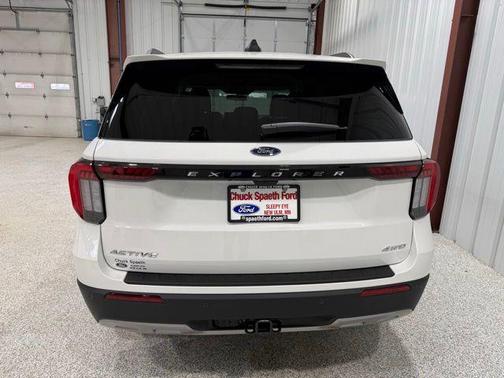 Star White Metallic Tri-Coat 2026 Ford Explorer Active