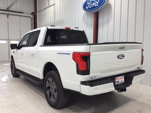 2025 Ford F-150 Lightning Flash