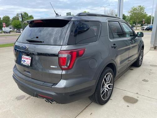 2018 Ford Explorer Sport