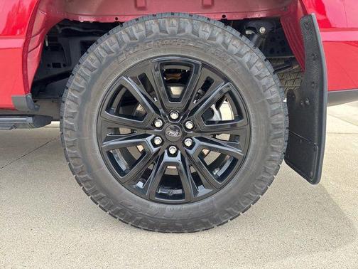 Rapid Red Metallic Tinted Clearcoat 2024 Ford F-150 Platinum
