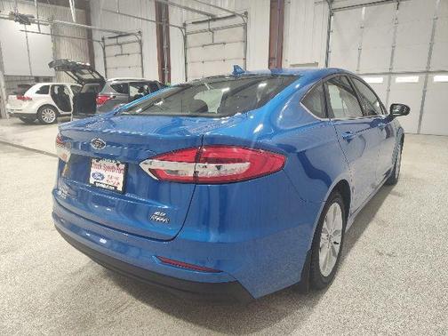 2020 Ford Fusion Hybrid SE