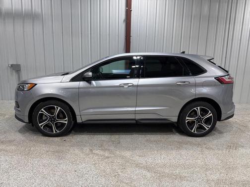 2021 Ford Edge ST