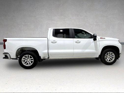 Summit White 2021 Chevrolet Silverado 1500 LT