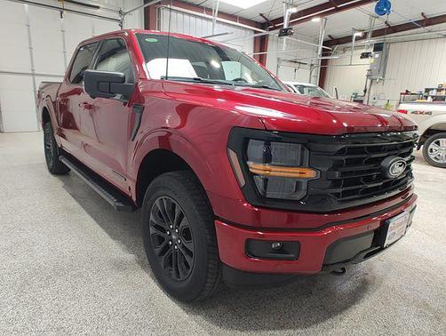 Ruby Red Metallic Tinted Clearcoat 2026 Ford F-150 XLT