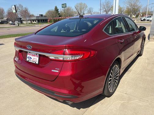 Ruby Red Metallic Tinted Clearcoat 2017 Ford Fusion SE