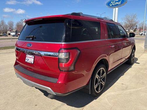 Rapid Red Metallic Tinted Clearcoat 2021 Ford Expedition Max Limited