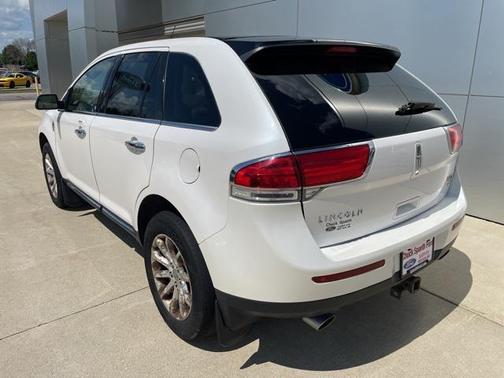 2012 Lincoln MKX Base