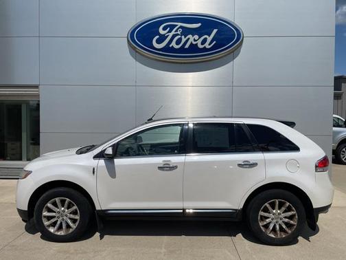 2012 Lincoln MKX Base
