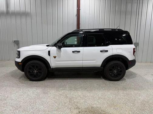Oxford White 2026 Ford Bronco Sport Badlands