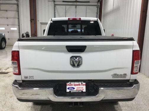 2023 RAM 2500 Tradesman Crew Cab 4x4 6'4' Box