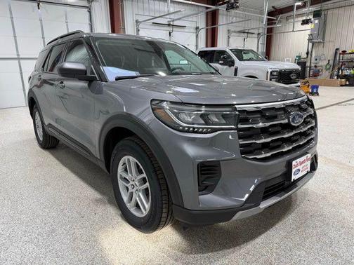 Carbonized Gray Metallic 2026 Ford Explorer Active