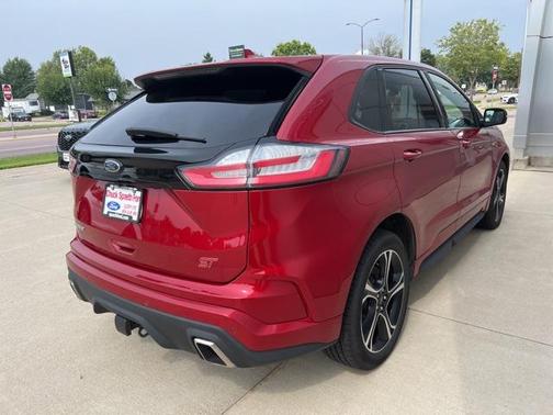 2020 Ford Edge ST