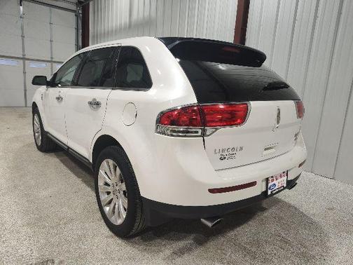 2013 Lincoln MKX Base