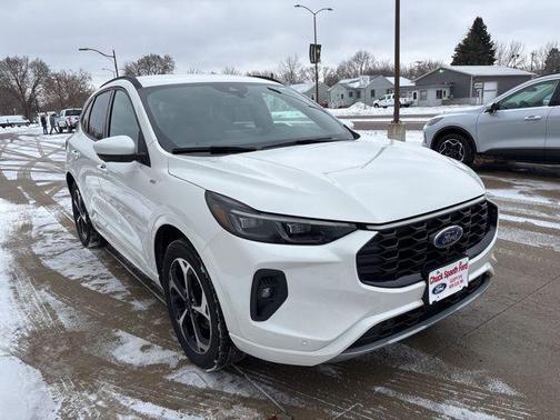 2024 Ford Escape ST-Line Elite