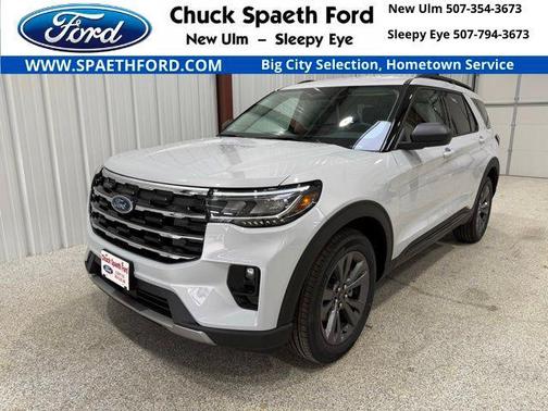 Space White Metallic 2026 Ford Explorer Active