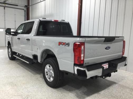 2026 Ford F-350 XLT