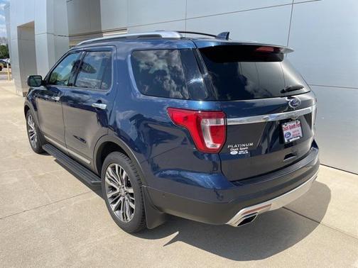 2017 Ford Explorer Platinum