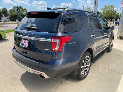 2017 Ford Explorer Platinum