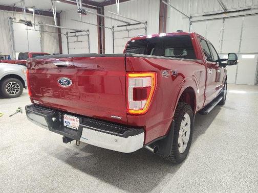 Rapid Red Metallic Tinted Clearcoat 2021 Ford F-150 Lariat