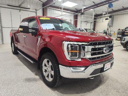Rapid Red Metallic Tinted Clearcoat 2021 Ford F-150 Lariat