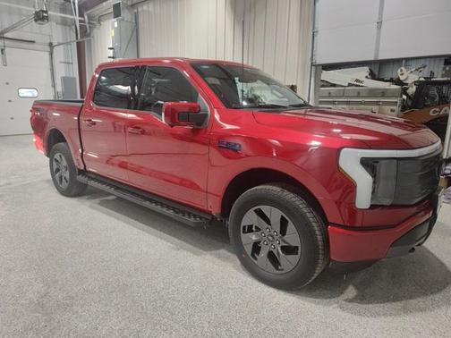 2025 Ford F-150 Lightning LARIAT