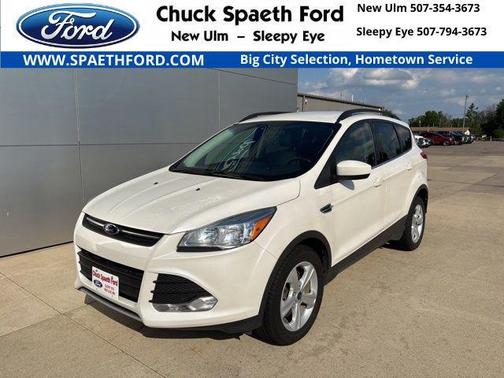 White Platinum Metallic Tri-Coat 2016 Ford Escape SE