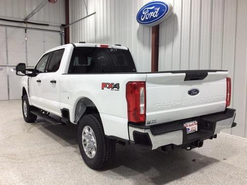 2025 Ford F-350 XLT