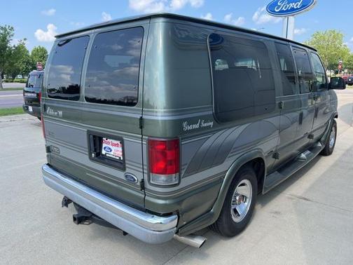 2002 Ford E150 Cargo