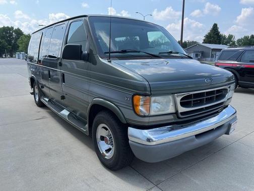 2002 Ford E150 Cargo