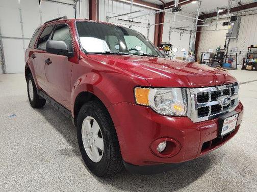 Sangria Red Metallic 2011 Ford Escape XLT