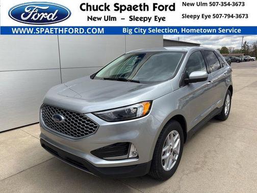 Iconic Silver Metallic 2023 Ford Edge SEL