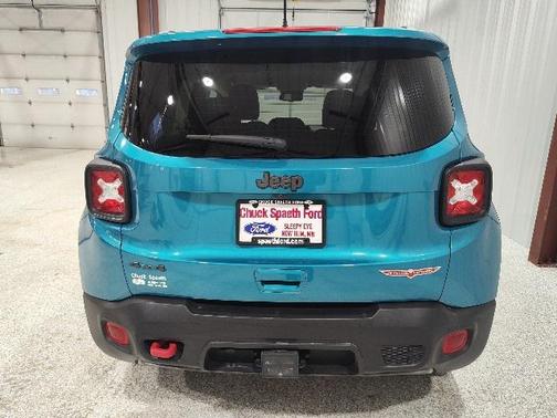 2021 Jeep Renegade Trailhawk