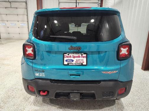 2021 Jeep Renegade Trailhawk