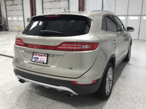 2015 Lincoln MKC Base