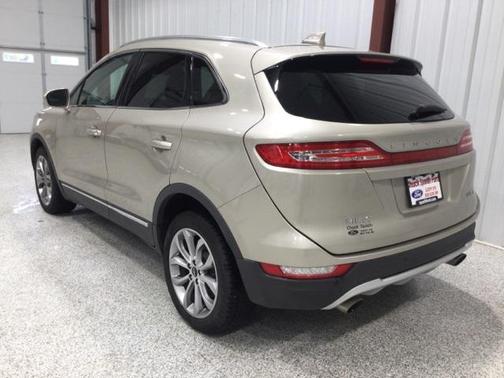 2015 Lincoln MKC Base