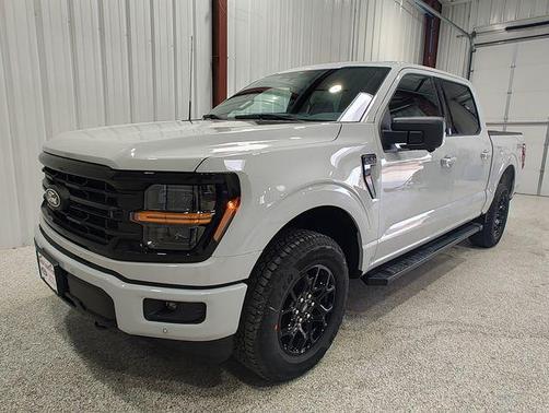 Avalanche 2026 Ford F-150 XLT