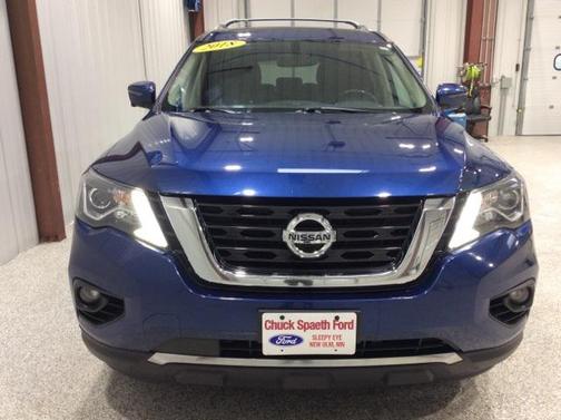 2018 Nissan Pathfinder Platinum