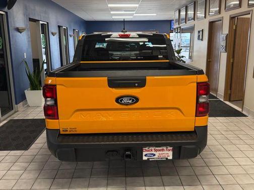 Orange Fury Metallic Tri-Coat 2026 Ford Maverick XLT