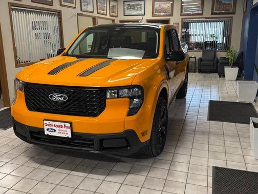 Orange Fury Metallic Tri-Coat 2026 Ford Maverick XLT