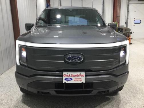 2022 Ford F-150 Lightning LARIAT