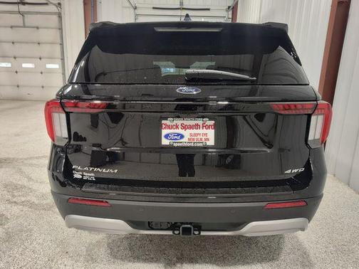 Agate Black Metallic 2026 Ford Explorer Platinum
