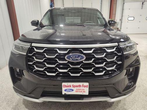 Agate Black Metallic 2026 Ford Explorer Platinum