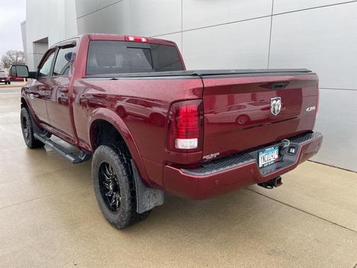 2018 RAM 3500 Laramie Crew Cab 4x4 6'4' Box