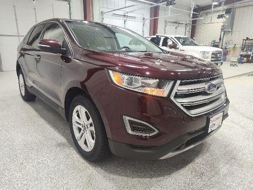 Burgundy Velvet Metallic Tinted Clearcoat 2018 Ford Edge Titanium