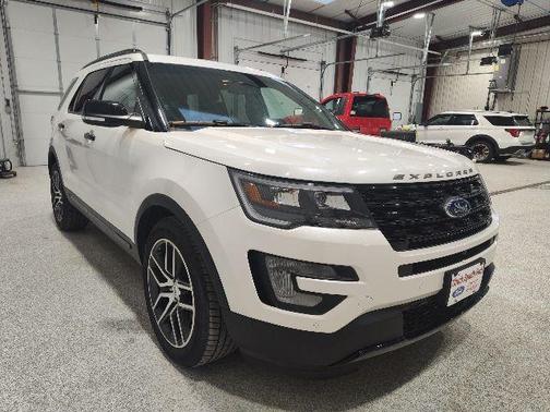 2017 Ford Explorer sport