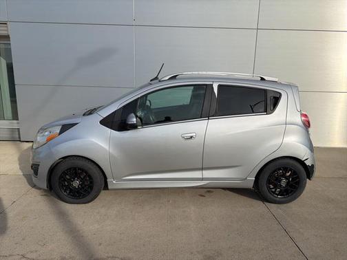 2014 Chevrolet Spark 2LT