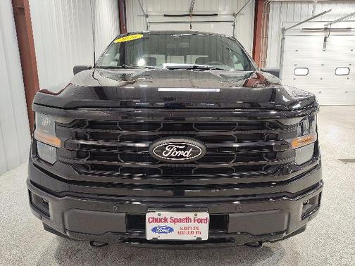 Agate Black Metallic 2026 Ford F-150 XLT