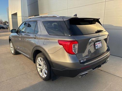 2022 Ford Explorer Platinum