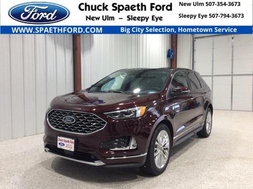 2022 Ford Edge Titanium